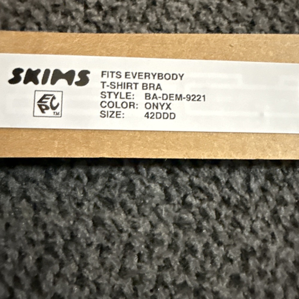 Skims Fits Everybody Tshirt Bra Onyx Black 42DDD BA-DEM-9221 NWT - Picture 5 of 5